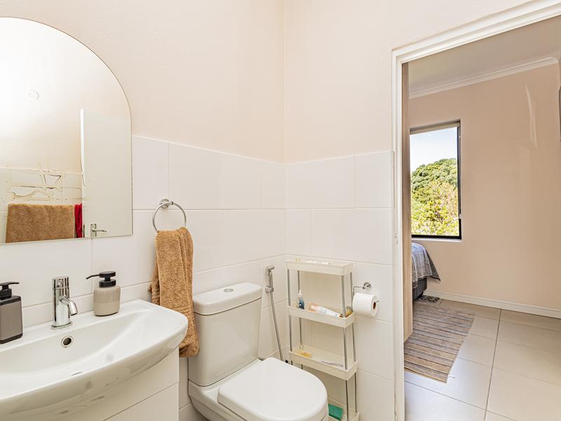 1 Bedroom Property for Sale in Kenilworth Western Cape